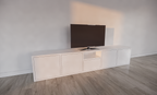Benniras TV-Sideboard - 250x40x50H cm - 5 push-to-open Türen - offenes Mittelfach - schlankes Design