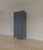 Kinderschrank Blora - 80x55x195H cm - 1 Tür - auf Beinen