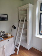 Brighton Bibliothek - Bücherregal - zerlegbar - 85x43x240H cm - 4 verstellbare Einlegeböden - 1 Soft-Close-Schublade
