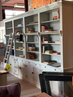 Privatbibliothek - Bücherregal - 400x43x240H cm - zerlegbar - mit Stange und Leiter - verstellbare Einlegeböden - 20 Einlegeböden - 8 Schubladen - 8 geschlossene Flügeltüren