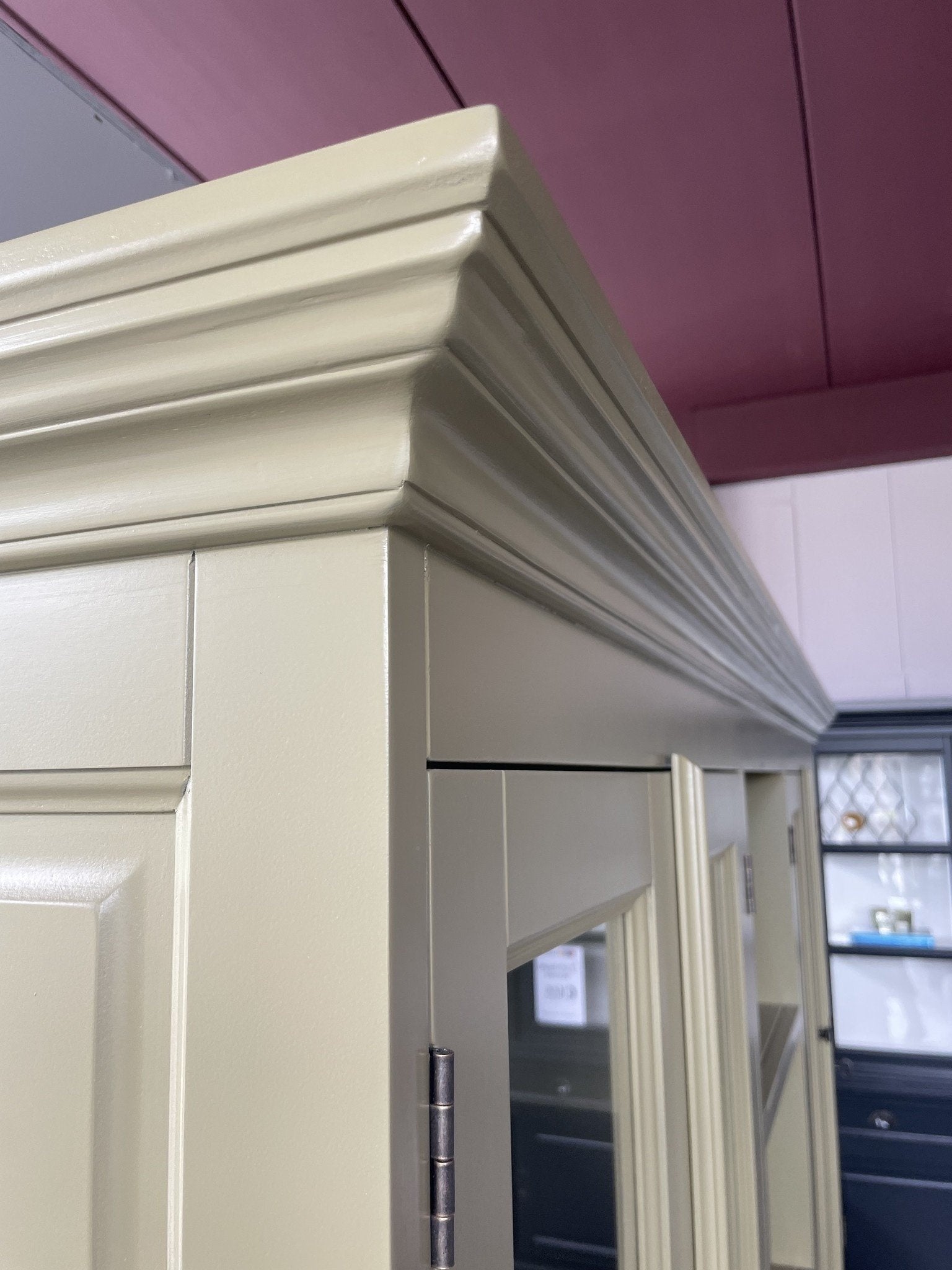 Buffetschrank - Grutter-Schrank - Pisa - 200x50x210H cm - 8 Flügeltüren - 2 Kugelklappen - 7 Schubladen