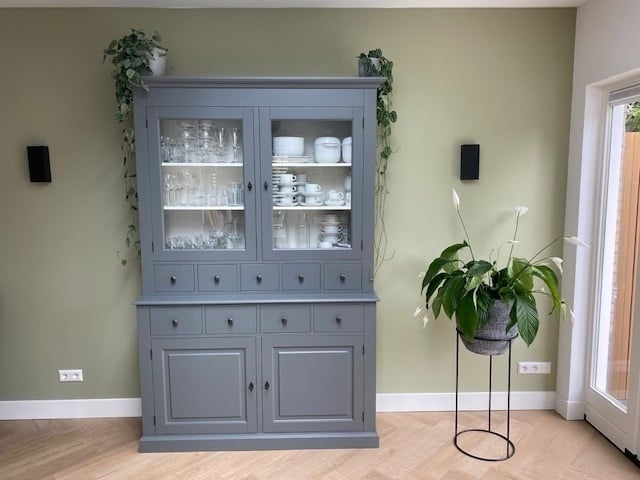 Buffetschrank Santa Monica - 145x45x215H cm - 2 Vitrinentüren mit Scharnieren - 9 Schubladen - 2 geschlossene Türen mit Scharnieren