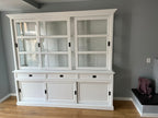 Buffetschrank Miami Beach - 220x53x218H cm - 3 Schiebetüren für Vitrinen - 3 Schubladen - 3 geschlossene Schiebetüren - Glasseiten