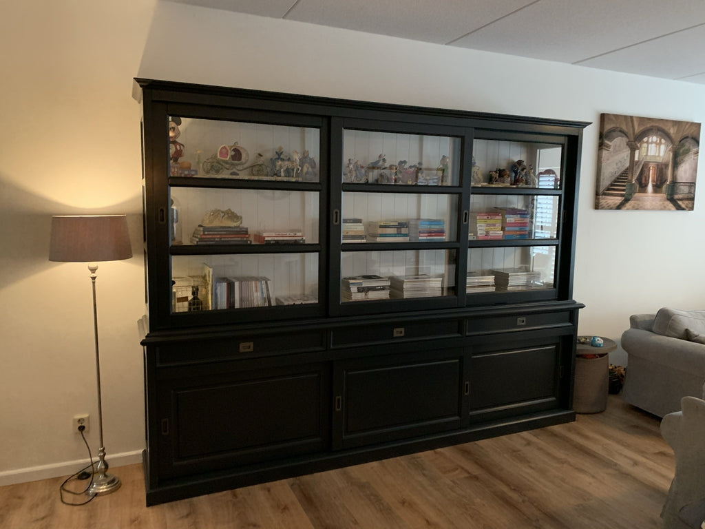 Buffetschrank Miami Beach - 300x53x218H cm - Glasseiten - 3 Glasschiebetüren - 3 Soft-Close-Schubladen - 3 geschlossene Schiebetüren