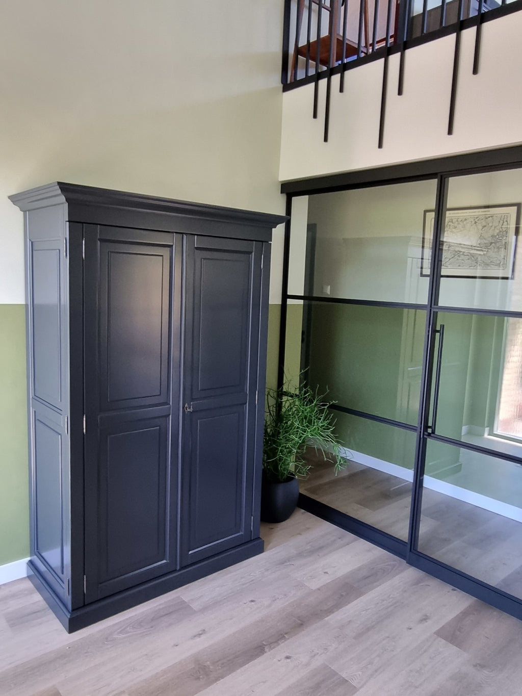 Computerschrank Roma - 120x60x190H cm - ausziehbarer Fachboden - 2 geschlossene Flügeltüren - verstellbarer oberer Fachboden