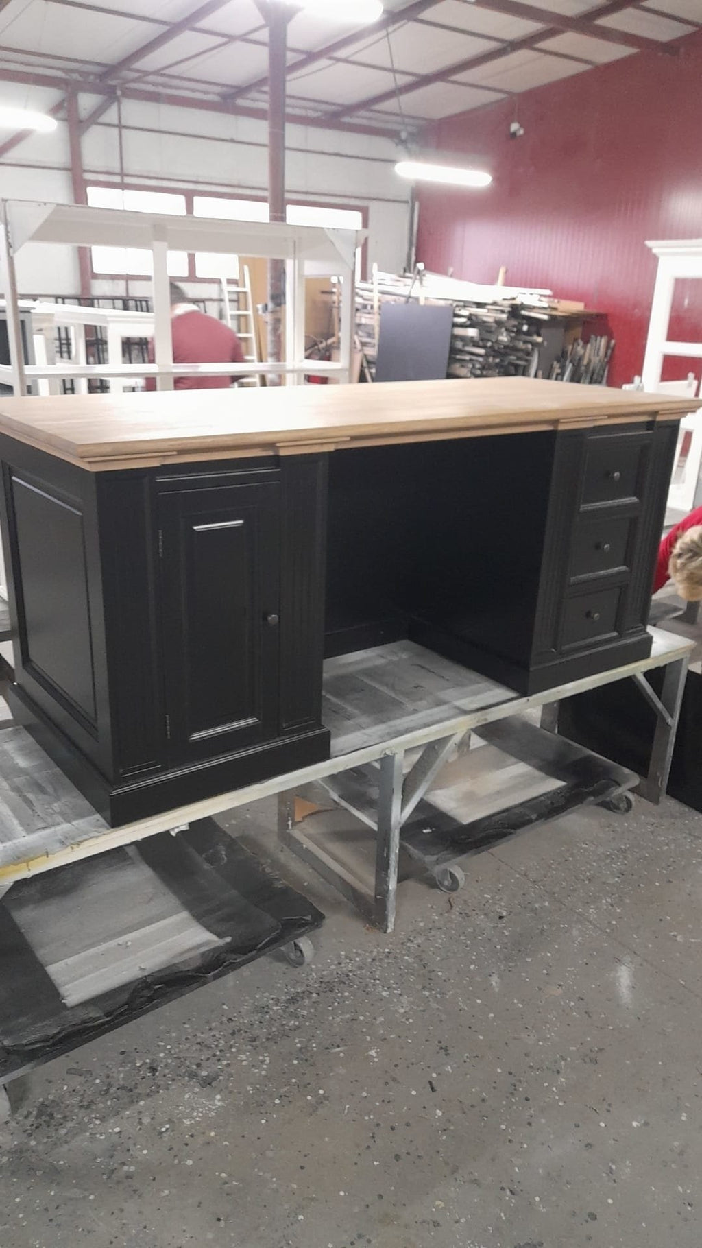 Schreibtisch King Louis - 180x70x78H cm - Eichenplatte - 1 geschlossene Flügeltür - 3 Soft-Close-Schubladen - Englischer Stil
