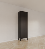 Java Schrank - 60x40x210H cm - auf Füßen - 2 Türen zum Aufschieben - 4 verstellbare Einlegeböden