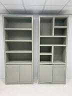 Regal Manhattan 02 - 100x40x240H cm - schlankes Design - 2 grifflose Push-to-open-Türen - offene Einlegeböden - 5cm Bodenstärke