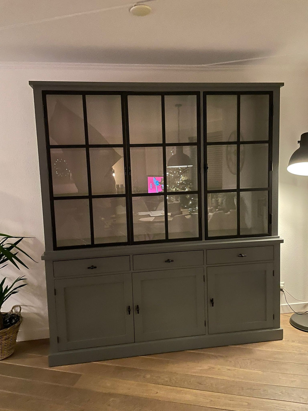 Buffetschrank Montana 03 - 200x46x220H cm - 3 Stahltüren - schlankes Design - schwarze Griffe - 3 Soft-Close-Schubladen