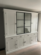 Buffetschrank Montana 05 - 220x46x220H cm - geschlossene Türen - 2 Stahltüren - schlichtes Design - schwarze Griffe - 4 Soft-Close-Schubladen