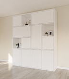 Schrank mit Norwich-Fächern - 210x40x235H cm - 5 cm Fachbodenstärke - geschlossene Push-to-Open-Türen und offene Fachböden im Oberschrank - schlankes Design