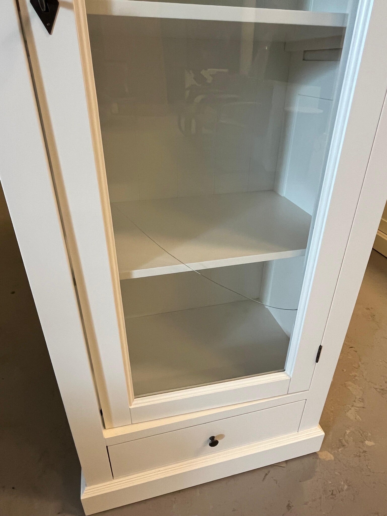 Vitrinenschrank Rougemond - 70x42x190cm