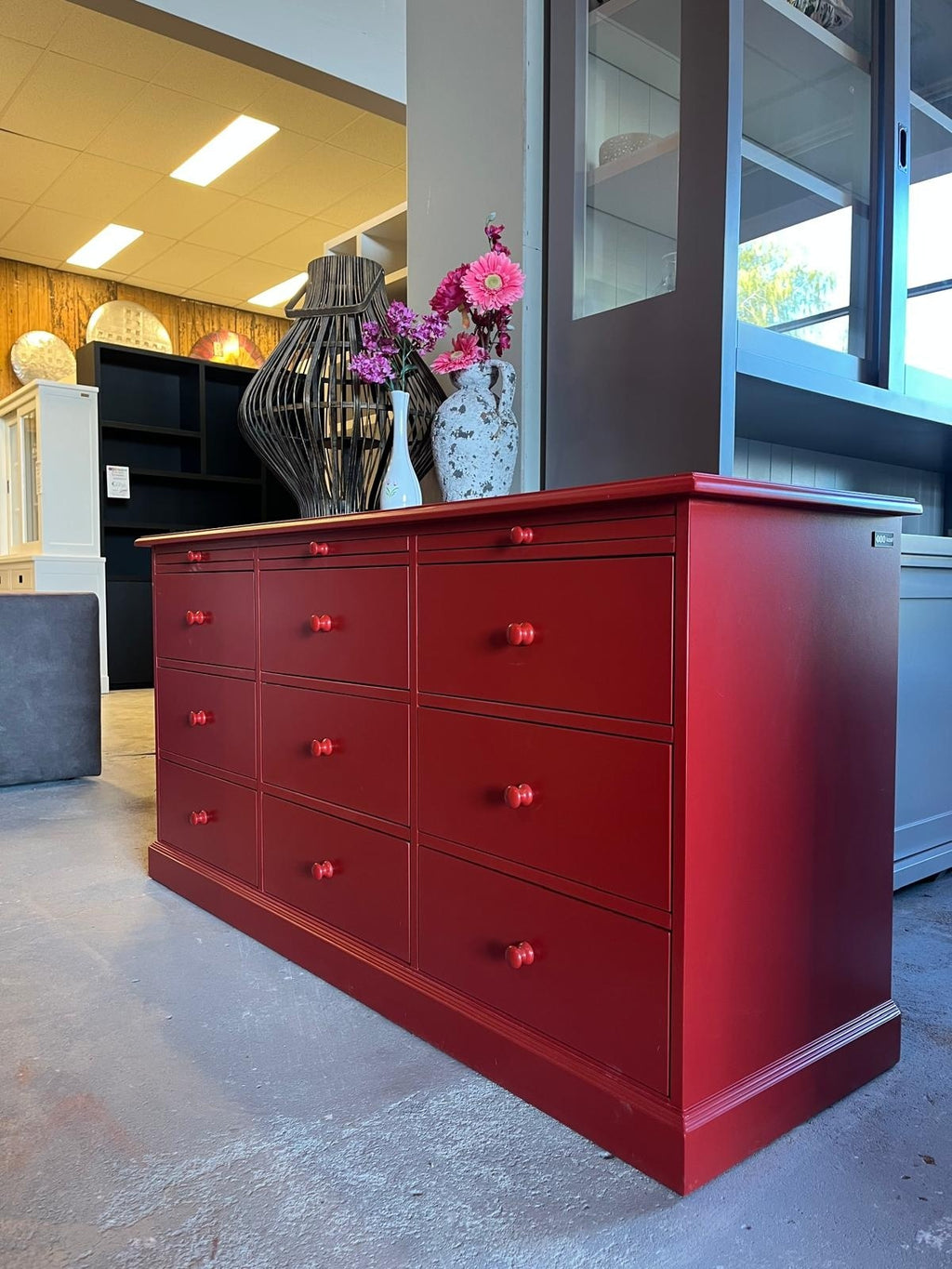 Kommode Bora Bora - 160x50x80H cm - 9 Soft-Close-Schubladen - 3 ausziehbare Einlegeböden - schlichte Ausführung