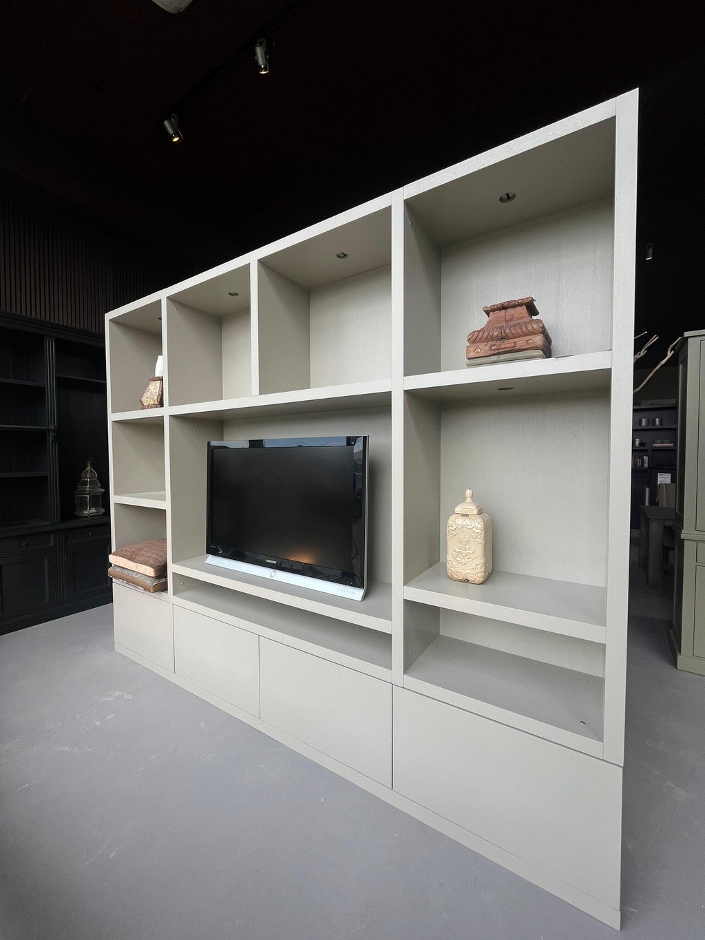 Jose Fachschrank - 300x40x240H cm - 4 push-to-open Türen