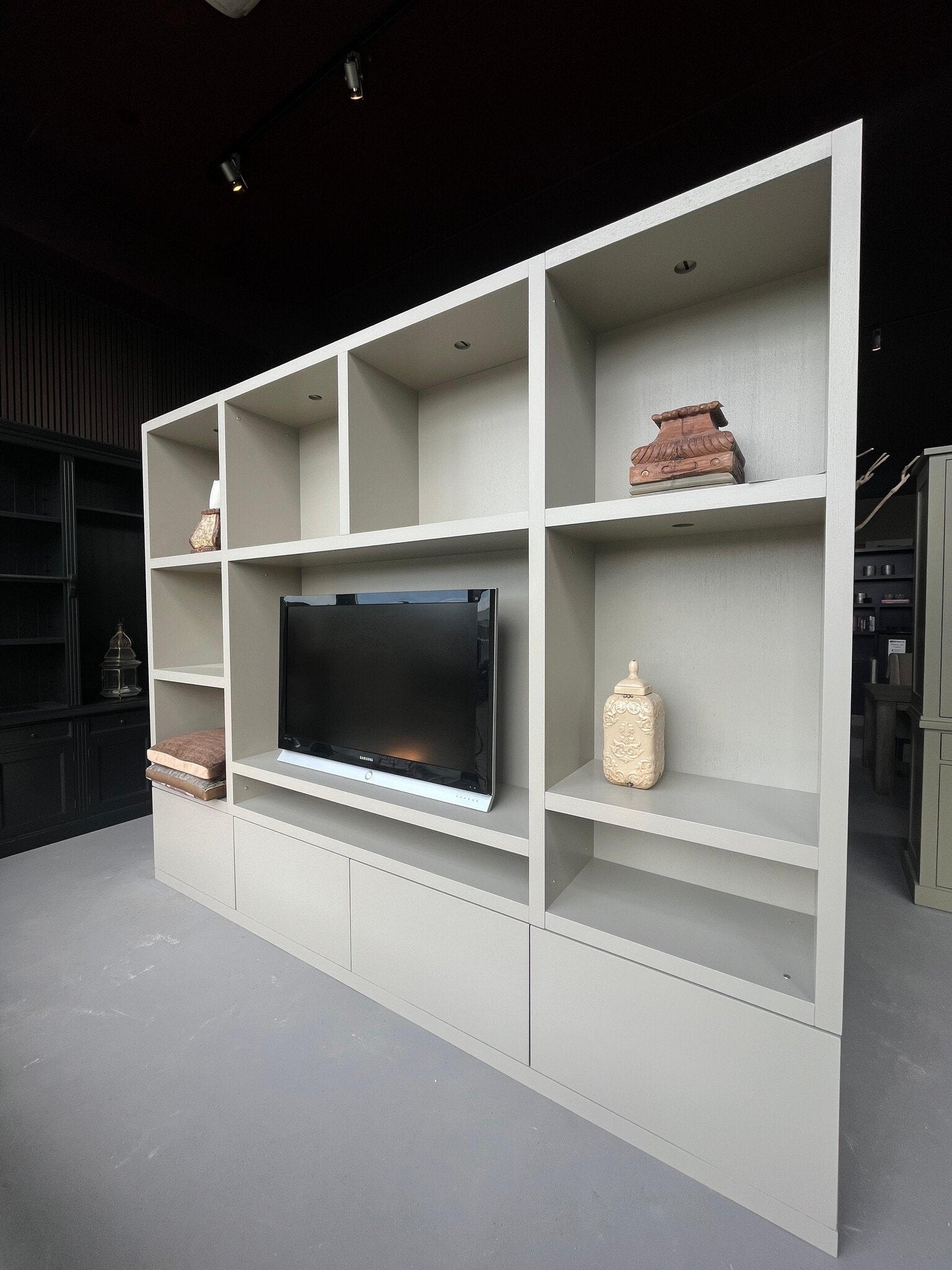 Jose Fachschrank - 300x40x240H cm - 4 push-to-open Türen